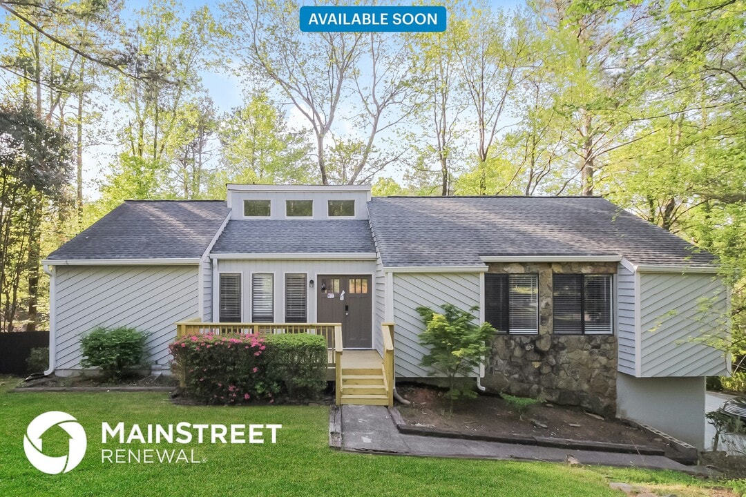 3980 Rock Mill Pkwy in Marietta, GA - Building Photo