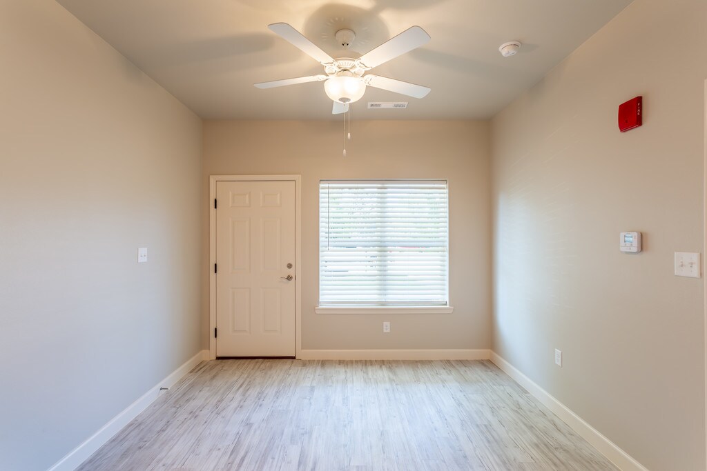 Jordan Living Apartments Fayetteville, AR Apartments