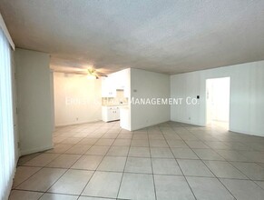 120 Alamitos Ave in Long Beach, CA - Building Photo - Building Photo