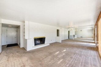 1302 Frances Dr in Roseville, CA - Foto de edificio - Building Photo