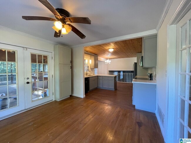 3755 COLCHESTER Rd in Hoover, AL - Building Photo - Building Photo