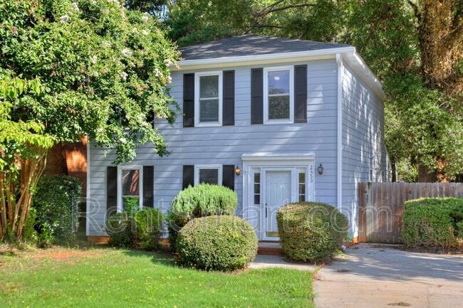 property at 2453 Riverlook Dr