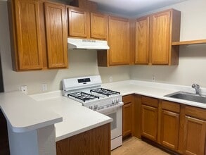 565 Peerless Way in Tracy, CA - Foto de edificio - Building Photo