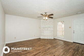 5530 Oak Branch Cir N in Memphis, TN - Building Photo - Building Photo