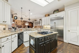 1970 Mary Lee Ln in Allen, TX - Foto de edificio - Building Photo