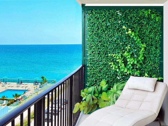 3460 S Ocean Blvd in Palm Beach, FL - Building Photo - Building Photo