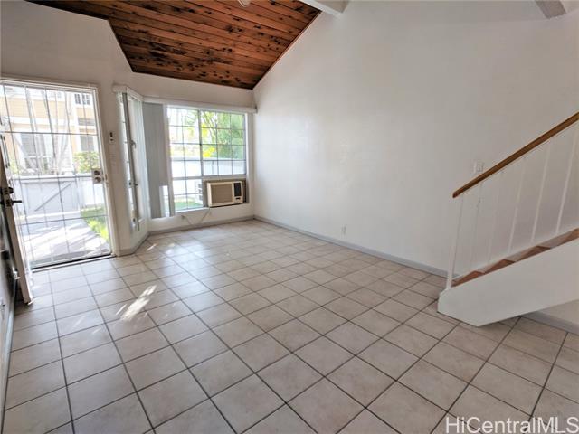 328 Mananai Pl in Honolulu, HI - Building Photo - Building Photo