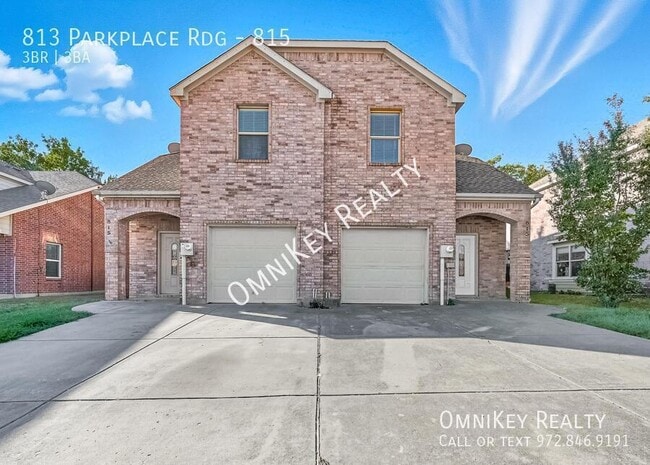 property at 813 Parkplace Ridge