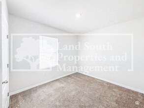 5781 Arlington River Dr. in Lakeland, FL - Building Photo - Building Photo