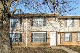 8040 Mt Everest St in Huber Heights, OH - Building Photo