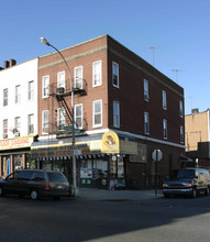 161 Wilson Ave in Brooklyn, NY - Foto de edificio - Building Photo