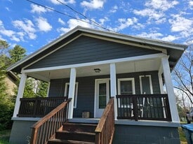 114 Carolina Ave in Boone, NC - Building Photo