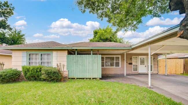 property at 8565 Ridgepoint Dr