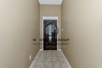 1225 Roping Reins Way in Haslet, TX - Foto de edificio - Building Photo