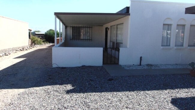 428 N Calle Del Diablo in Green Valley, AZ - Building Photo - Building Photo