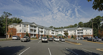 The Arbors Senior Apartments in Richmond, VA - Building Photo - Building Photo