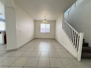 6839 Scarlet Flax St in Las Vegas, NV - Building Photo - Building Photo