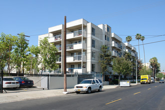 San Marino Court Apartments in Los Angeles, CA - Building Photo - Building Photo