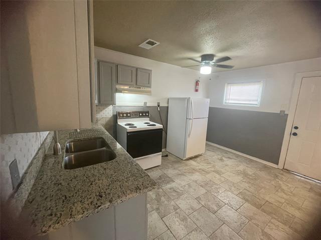 property at 8339 White Settlement Rd