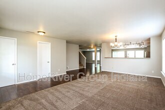 3015 W Crosscreek Dr in Monrovia, IN - Building Photo - Building Photo