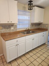 8808 Sleepy Creek Ct in Tampa, FL - Building Photo - Building Photo