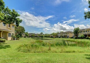 4394 Cotswold Hills Dr in Lake Worth Beach, FL - Building Photo - Building Photo