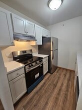 1548 W Sand Bar Ct in Round Lake Beach, IL - Building Photo - Building Photo