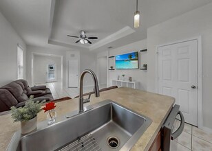 5926 Sweet Birch Dr in Riverview, FL - Foto de edificio - Building Photo