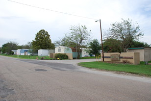 Rock Creek Mobile Home Community Apartments