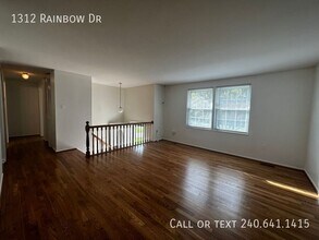 1312 Rainbow Dr in Silver Spring, MD - Building Photo - Building Photo