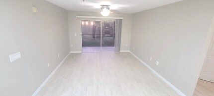 940 Village Trail in Port Orange, FL - Building Photo - Building Photo