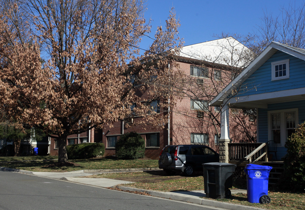 Hudson Street Apartments in Arlington, VA - Building Photo