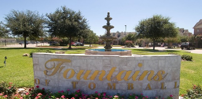 Fountains of Tomball in Tomball, TX - Building Photo - Building Photo