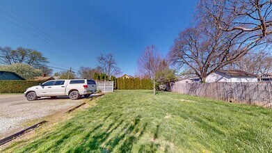 221 Front St in Groveport, OH - Building Photo - Building Photo