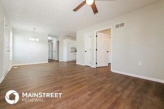 543 Richfield Rd in Liberty, MO - Building Photo - Building Photo