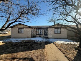 5523 Fordham St in Lubbock, TX - Building Photo