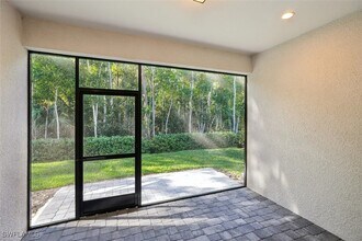 3029 Juniper Wy in Naples, FL - Building Photo - Building Photo
