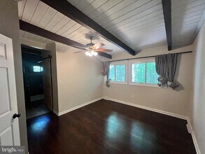 12687 Cheyenne Trail in Lusby, MD - Building Photo - Building Photo