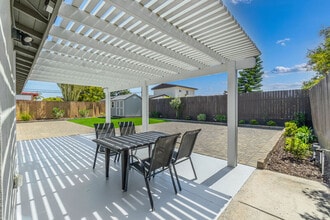 292 Slate St in Chula Vista, CA - Building Photo - Building Photo