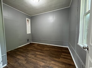 112 Grant Ave, Unit 1 in Jersey City, NJ - Building Photo - Building Photo