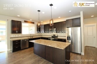 19507 143rd St E in Bonney Lake, WA - Building Photo - Building Photo