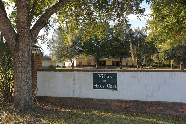 Villas of Shady Oaks in Brooksville, FL - Building Photo - Building Photo