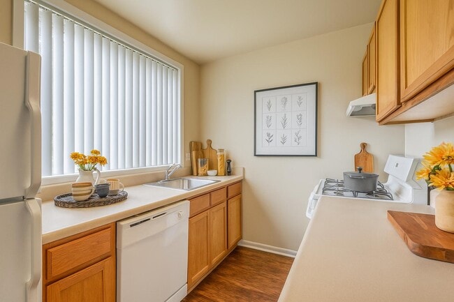 Gateway Station by OneWall