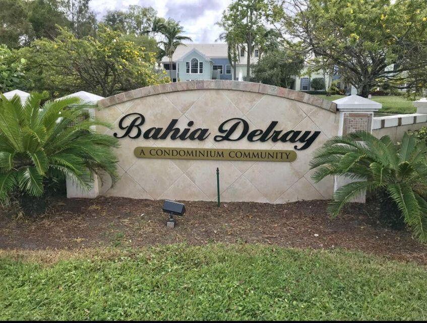 1215 Crystal Way in Delray Beach, FL - Building Photo
