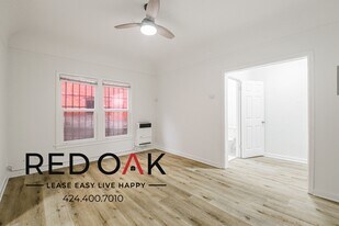 132 Westmoreland Ave in Los Angeles, CA - Building Photo