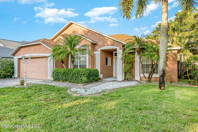 property at 2187 Hedgerow Dr