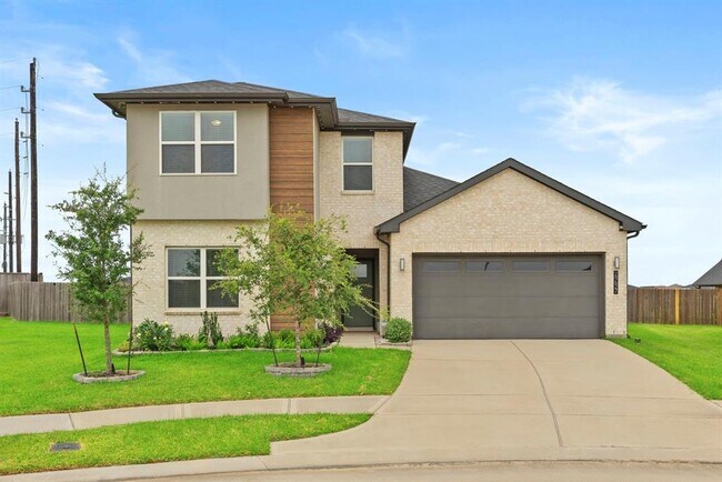 property at 29627 Ella Larchmont Ct