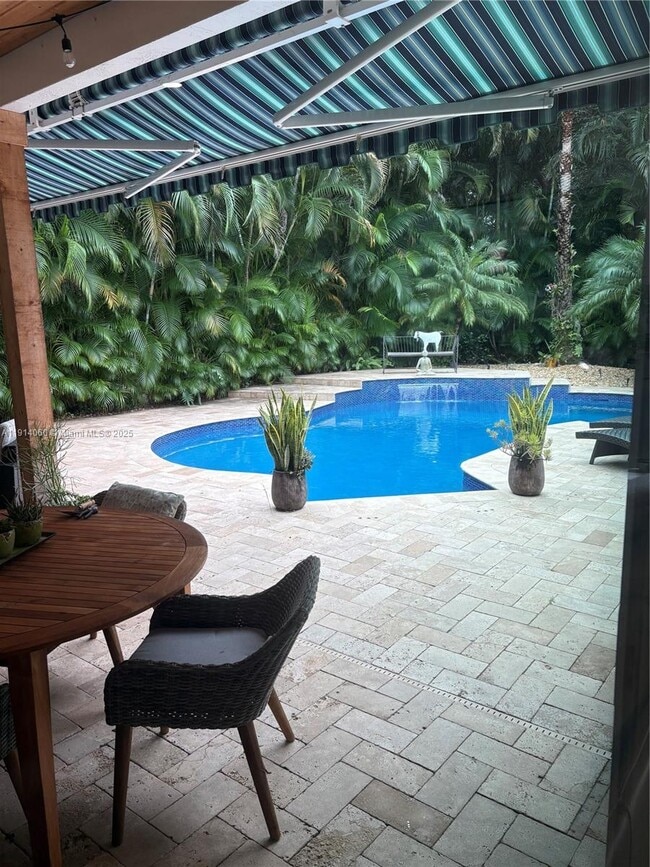 159 Oakwood Ln in Palm Beach Gardens, FL - Building Photo - Building Photo