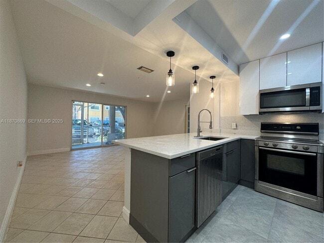 property at 441 SE 10th St