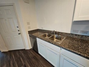 5113 Avenue G in Fort Worth, TX - Building Photo - Building Photo